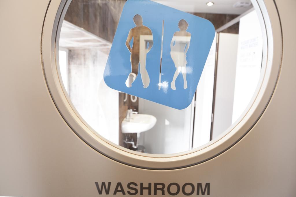 Yes! Porto Hostel Екстер'єр фото
