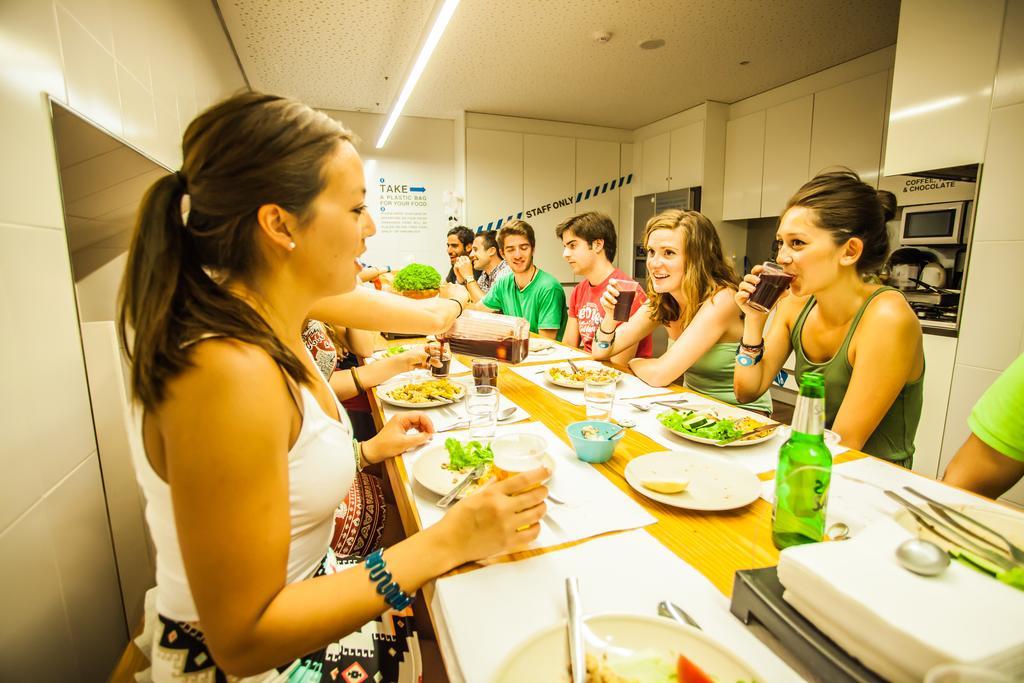 Yes! Porto Hostel Екстер'єр фото