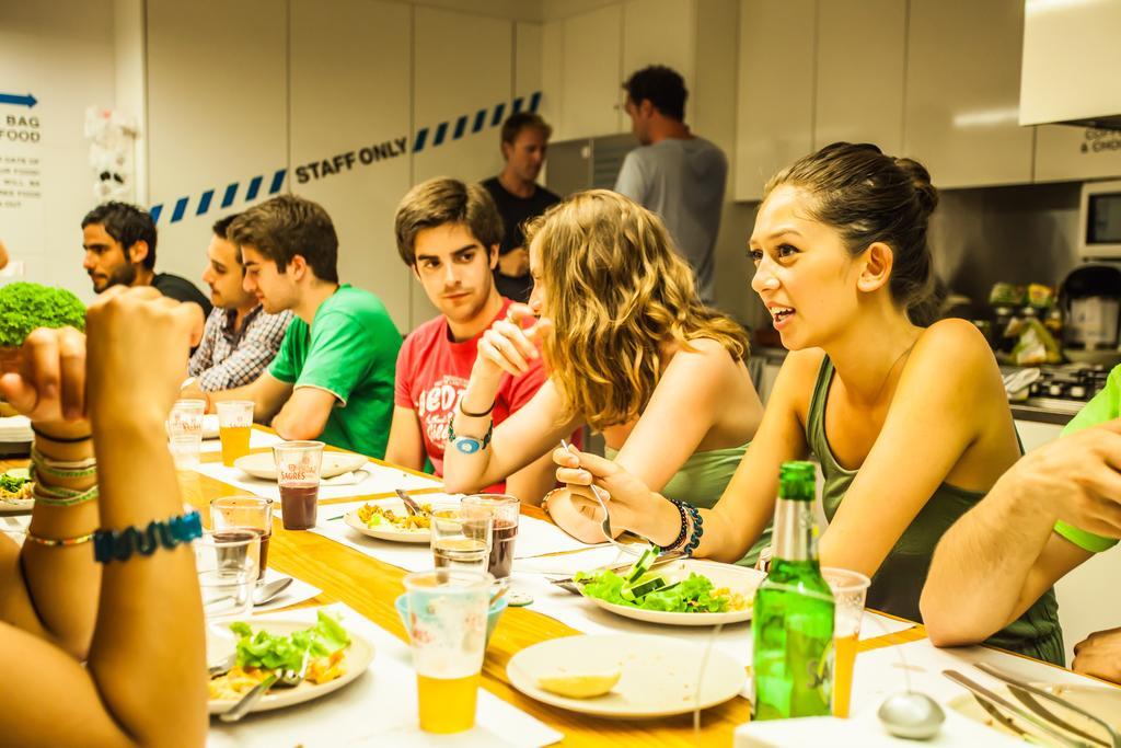 Yes! Porto Hostel Екстер'єр фото